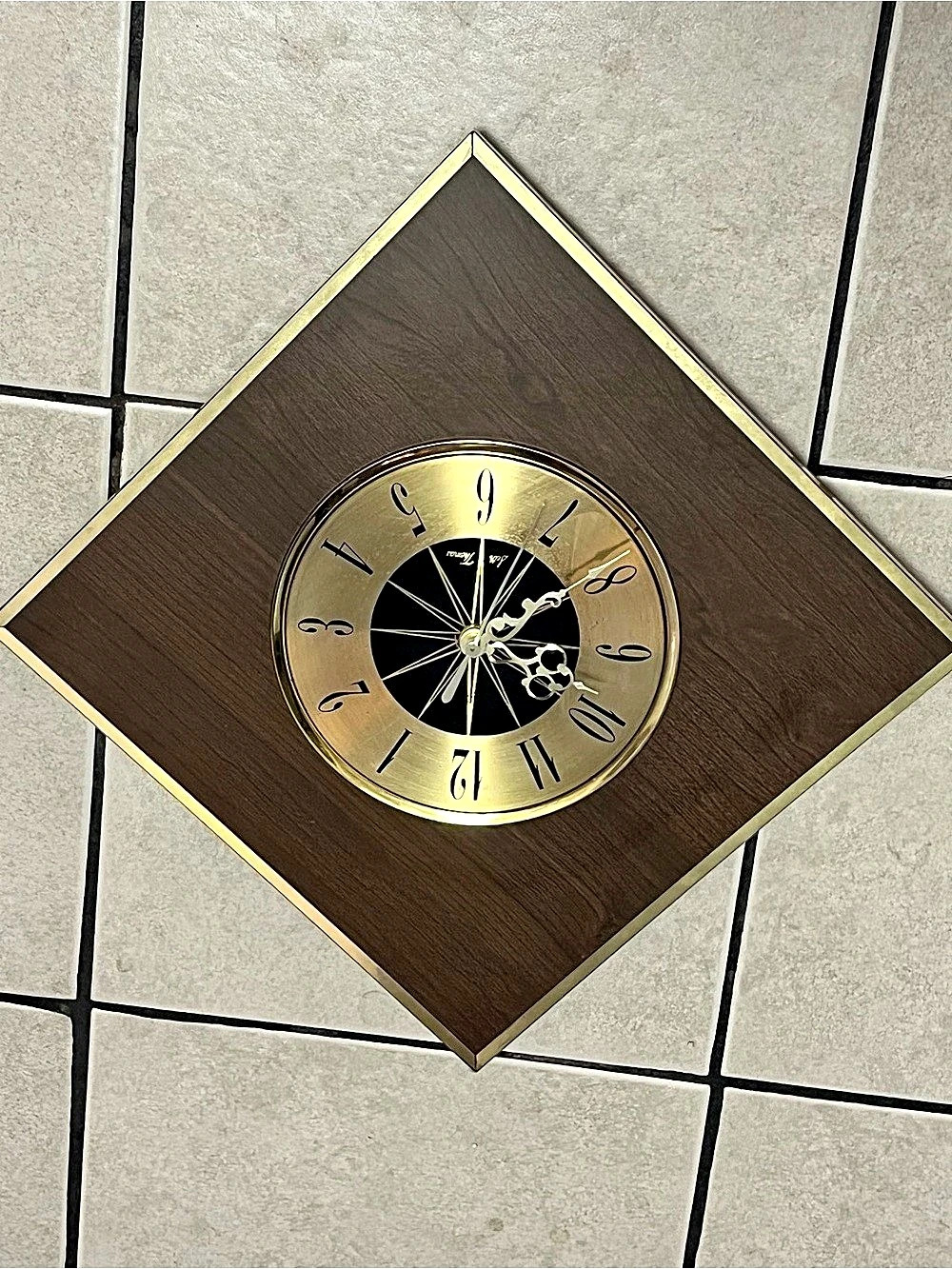 Seth Thomas Midtown 2435 Diamond Wall Clock Brown & Gold